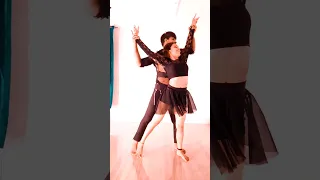 Duet Romantic Dance 🥰💃#shorts #dance #choreography #youtubeshorts #shortsfeed