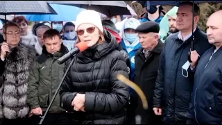 На высадку миндального сада в память о Василии Лановом приехала вдова, актриса Ирина Купченко