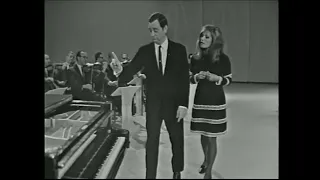 Dalida Menilmontant avec Enrico Simonetti Il Signore Ha Suonato 8 Décembre 1966
