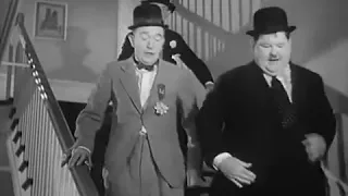 Laurel & Hardy - Classic comedy - There's Going to be a Fight