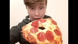 WORLDS LARGEST PIZZA BAGEL!!!!!