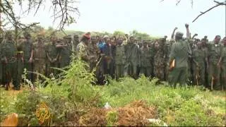 Kenyan troops continue to defend Somali port