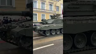 Challenger 2, NATO forces. Military parade in Estonia. #shorts #challenger #tank #military