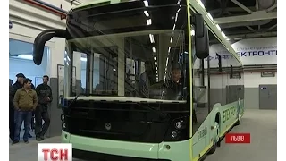 У Львові презентували перший в Україні електробус