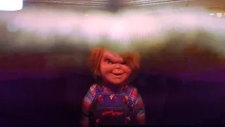 Chucky season 3 episode 7 : Chucky floods the elevator with blood!