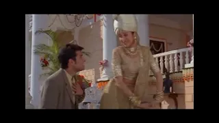 Hum Saath Saath Hain Movie | Romantic Scene | Krishma Kapoor & Saif Ali Khan