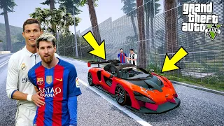 RONALDO MESSİ'NİN ÇÖPE ATTIĞI ARABAYI TAMİR ETTİRİYOR! - GTA 5