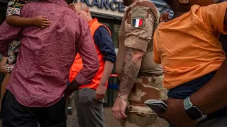 Niger : la France suspend la coopération militaire