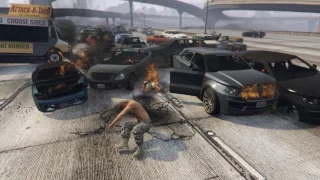 GTA 5 - HUGE PILEUP and chain explosions (300+ cars)
