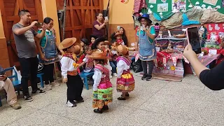 Aula Rosada de 3 años nos baila una hermosa danza de la región sierra "El pío pío!
