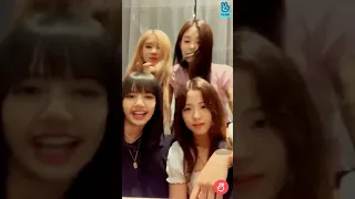 Blackpink banana song minions. VLIVE 11/07/19