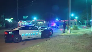 Dallas police: Undercover officer shot, carjacked by suspects