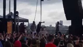 Justin Bieber Live in Sydney #bieberisland - Part 4 of 9 - Performing the single "What Do You Mean?"