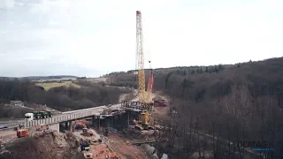 Кран Demag CC 3800 на демонтаже моста