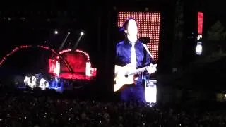 Paul McCartney @ Dodgers Stadium LA - And I Love Her