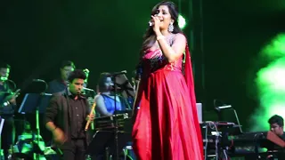 Chikni chameli by Shreya Ghoshal at Chicago concert 2017 HD clarity
