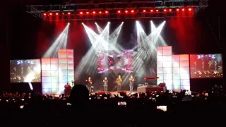 a1 20th Anniversary Reunion Concert Manila 21 Oct 2018 - Opening