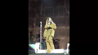 Rihanna - 4 5 Seconds Live (Wemley London)