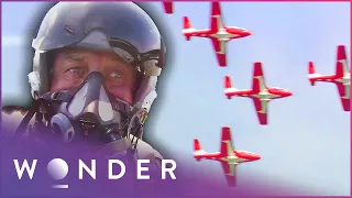 Buffalo Joe Joins The Snowbird Airshow | Ice Pilots NWT | Wonder