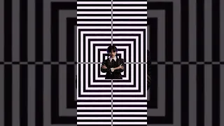FOCUS THE WEDNESDAY ADDAMS! OPTICAL ILLUSION #shorts