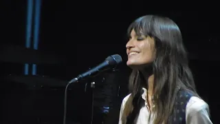 Clara Luciani - "Pleure, Clara, pleure" - 13/04/2019 - Paris L'Olympia