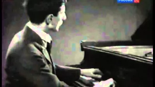 Yakov Flier plays Liszt Sonata with Konstantin Igumnov - video 1935