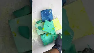 Dyed Gymchalk & Cornstarch Paste #asmrcommunity #oddlysatisfying #asmrsounds #gymchalk #chalkasmr