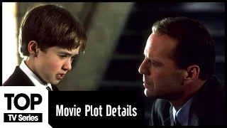 Top 8 Movie Plot Details That Are Insanely Easy To Miss