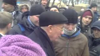 Азаров об отставке-сначала на майдан запишитесь