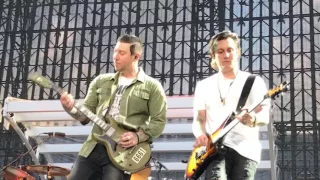 Avenged Sevenfold - Synyster Gates gives Zacky Vengeance a love tap