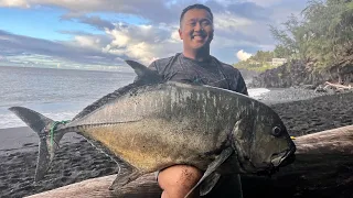 62lb Ulua Strikes Early ! Off Big Island