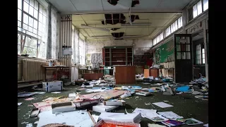 Exploring Abandoned Victorian Welsh Primary School (Everything Left Behind)