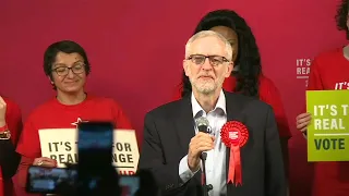 Labour Leader Jeremy Corbyn rounds up the final day of campaigning with London rally | AFP