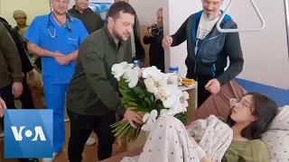 Zelenskyy Visits Injured in Kyiv Hospital