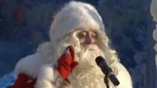 Father Christmas gets a warm welcome in freezing Moscow
