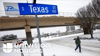 Hielo en las carreteras y acumulaciones de nieve, las amenazas en Texas por la tormenta invernal