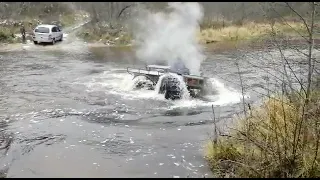 Тест вездехода - караката на реке с течением
