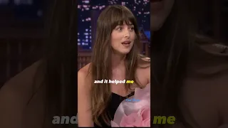 Dakota Johnson tooth gap is gone !!😅😅 #shorts  #dakotajohnson #interview