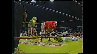 Los Payasos vs. Super Muñeco/La Parka Jr./Mascara Sagrada Jr.