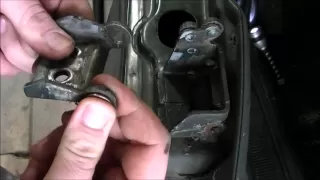 How to change hinge pins on a jeep grand cherokee