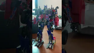 Review mô hình optimus prime xp-14 fake reg1.1( hàng khá đẹp và chất lượng ) ae xem video vui vẻ