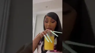 Cardi B Instagram Live 12-06-2022