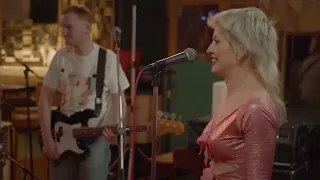 Amyl and The Sniffers - Some Mutts (Can't Be Muzzled) (Live at KEXP at home)
