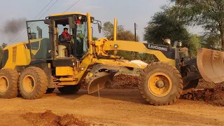 LIUGONG 4180D ROAD level machine and JCB mini JCB or tata dumper