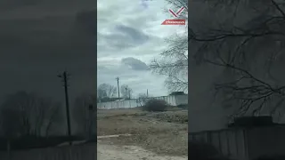 З'явилося відео з-під Гомеля, де окупанти розмістили мобільний шпиталь для поранених.