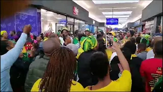 ANC supporters mobbed former president Thabo Mbeki during his elections campaign trail.