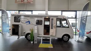 The smallest integrated Hymer motorhome : Exsis i474