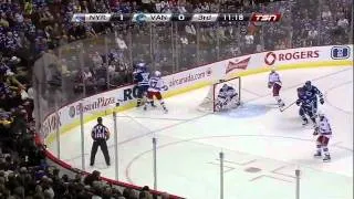 Vancouver Canucks vs New York Rangers Highlights 10/18/11