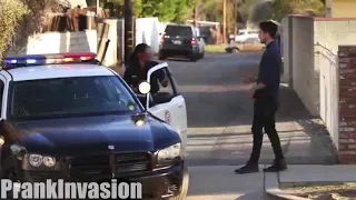 prankinvaison kissing prank  _ cop edition _ must watch