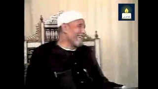 الشيخ الشعراوى يجيب هل تعاقب الزوجة زوجها كما يعاقب الزوج زوجته ؟